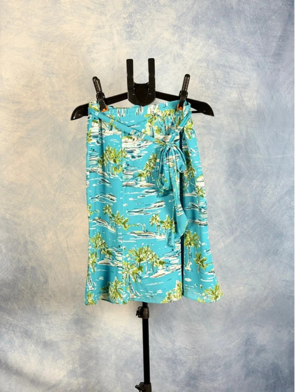 Norton McNaughton Blue Tropical Palm Tree Print Wrap Skirt Size 8